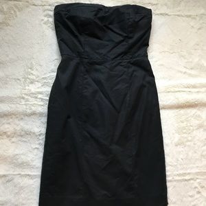 Gap simply stated black strapless fitted dress